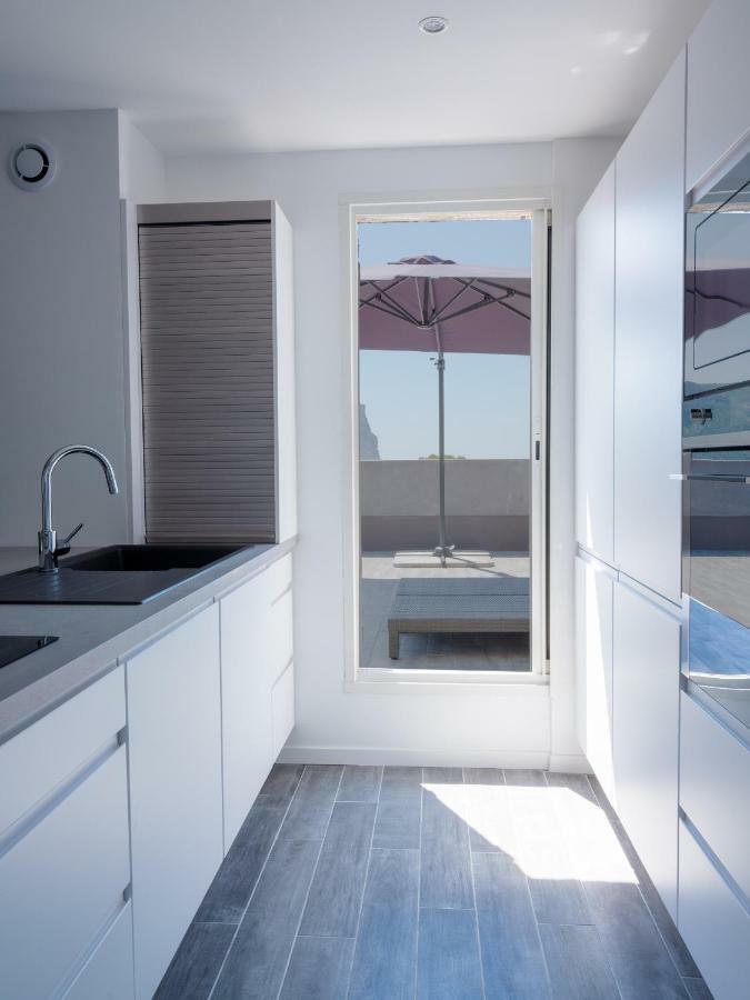 Le Vallat vue mer cassis terrasse privative spa jacuzzi barbecue calanques Esterno foto